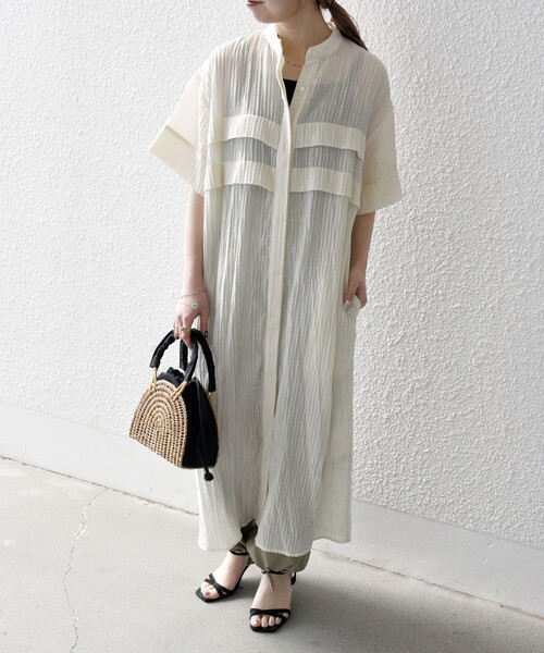 SHIPS any（シップス エニィ）の「SHIPS any:〈洗濯機可能〉ピンタック ジャカード シャツ ワンピース（シャツワンピース・レディース・チャコールグレー/ナチュラル・ONE SIZE）」の6枚目の写真