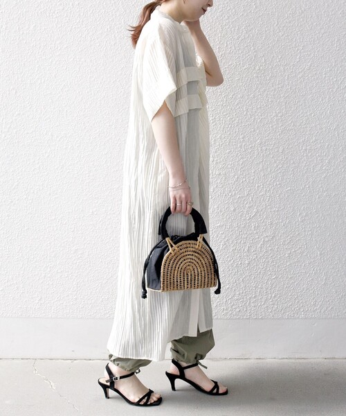 SHIPS any（シップス エニィ）の「SHIPS any:〈洗濯機可能〉ピンタック ジャカード シャツ ワンピース（シャツワンピース・レディース・チャコールグレー/ナチュラル・ONE SIZE）」の8枚目の写真