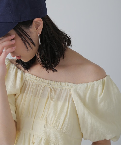 FREE'S MART（フリーズマート）の「◆2WAYオフショルブラウス（シャツ/ブラウス・レディース・ライトブルー/イエロー/ホワイト/ブラック・FREE）」の13枚目の写真