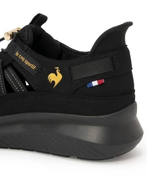 le coq sportif(ルコックスポルティフ)の「LCS マルヌ サマースニーカー SI(さっと履ける/軽量/消臭)(スニーカー・レディース・ブラック系/ホワイト×ネイビー/ベージュ系その他・22.5cm/23.5cm/24.5cm/23.0cm/24.0cm/25.0cm)」の6枚目の写真