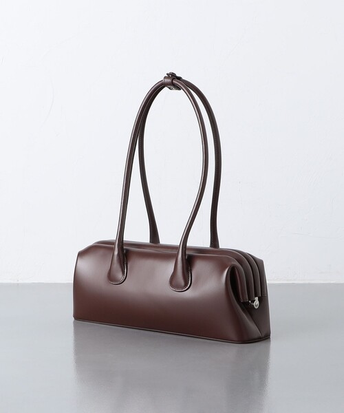 OSOI（オソイ）の「＜OSOI＞BOAT WIDE バッグ（ショルダーバッグ・レディース・オフホワイト/ブラック/ダークブラウン・FREE）」の21枚目の写真