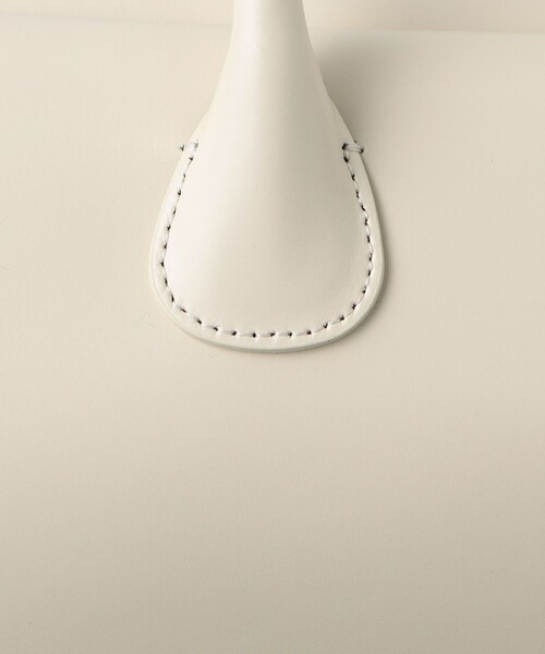 OSOI（オソイ）の「＜OSOI＞BOAT WIDE バッグ（ショルダーバッグ・レディース・オフホワイト/ブラック/ダークブラウン・FREE）」の10枚目の写真