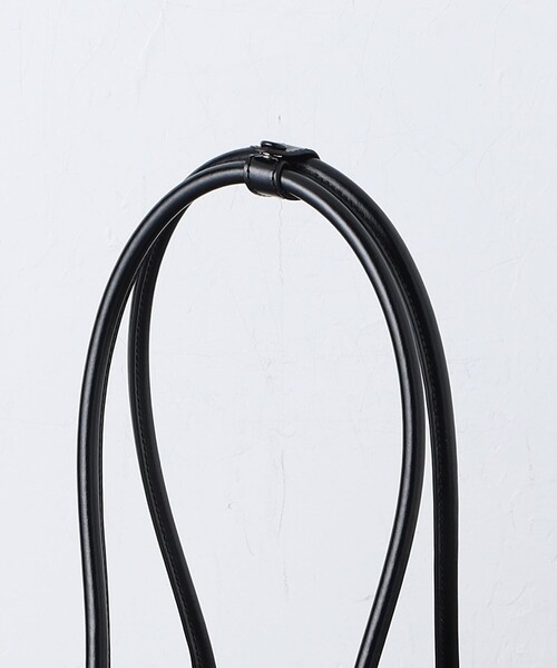 OSOI（オソイ）の「＜OSOI＞BOAT WIDE バッグ（ショルダーバッグ・レディース・オフホワイト/ブラック/ダークブラウン・FREE）」の12枚目の写真