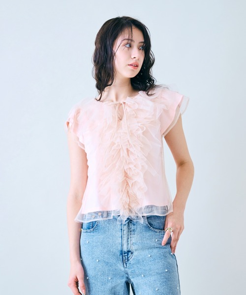Audie a Muses（オーディアミューズ）の「チュールフリルブラウス（シャツ/ブラウス・レディース・オフホワイト/ブラック/ピンク・38/42）」の9枚目の写真
