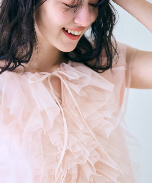 Audie a Muses（オーディアミューズ）の「チュールフリルブラウス（シャツ/ブラウス・レディース・オフホワイト/ブラック/ピンク・38/42）」の14枚目の写真