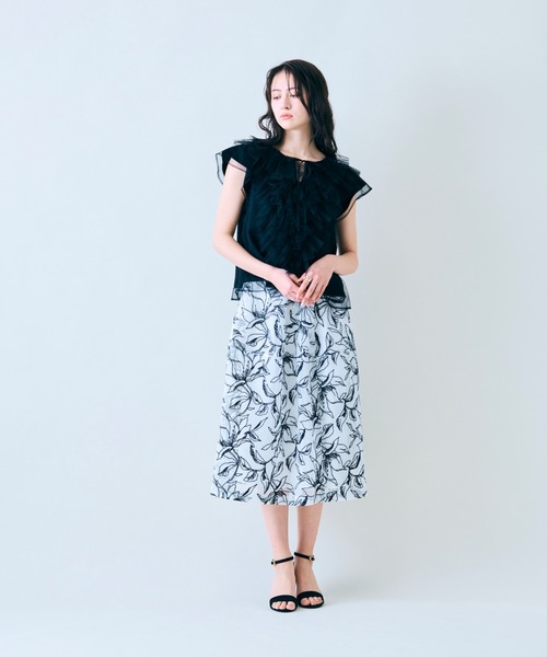 Audie a Muses（オーディアミューズ）の「チュールフリルブラウス（シャツ/ブラウス・レディース・オフホワイト/ブラック/ピンク・38/42）」の21枚目の写真