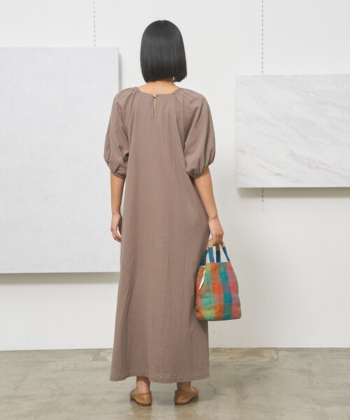J.PRESS YORK STREET(ジェイプレスヨークストリート)の「【WOMEN】コットンワッシャーリラックス ワンピース(ワンピース・レディース・オレンジ系/ブラウン系/ピーコックグリーン系/ネイビー系・F)」の15枚目の写真