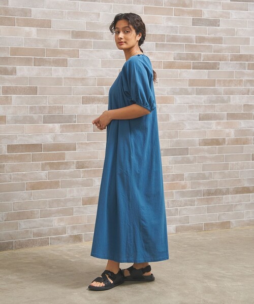 J.PRESS YORK STREET(ジェイプレスヨークストリート)の「【WOMEN】コットンワッシャーリラックス ワンピース(ワンピース・レディース・オレンジ系/ブラウン系/ピーコックグリーン系/ネイビー系・F)」の18枚目の写真