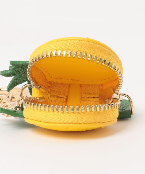 ★CHARLES&KEITH パインアップル バックチャーム/送料込 ☆CHARLES&KEITH パインアップル バックチャーム/送料込