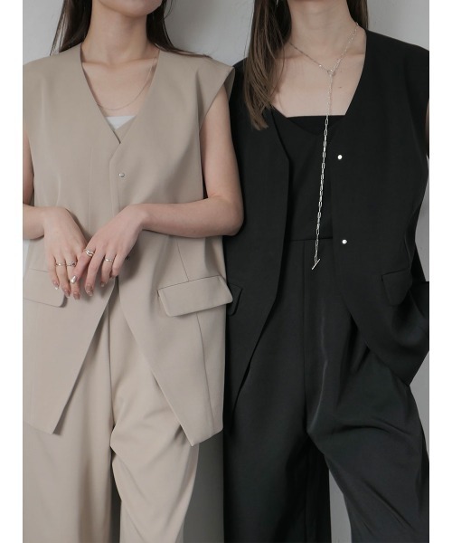 Reurie'（レウリィ）の「オリジナルオーバーノーカラージャケット／original over nocollar jacket ベストジャケット ノースリーブ きれいめ シンプル モード お呼ばれコーデ オフィスカジュアル ミニマル セットアップ（ベスト・レディース・ブラック/ベージュ・FREE）」の10枚目の写真