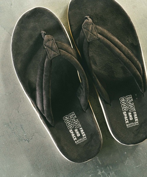 BAYFLOW（ベイフロー）の「アソートトングサンダル（サンダル・メンズ・ブラウン/インディゴブルー/チャコール/クリアブルー・MEDIUM/SMALL）」の2枚目の写真