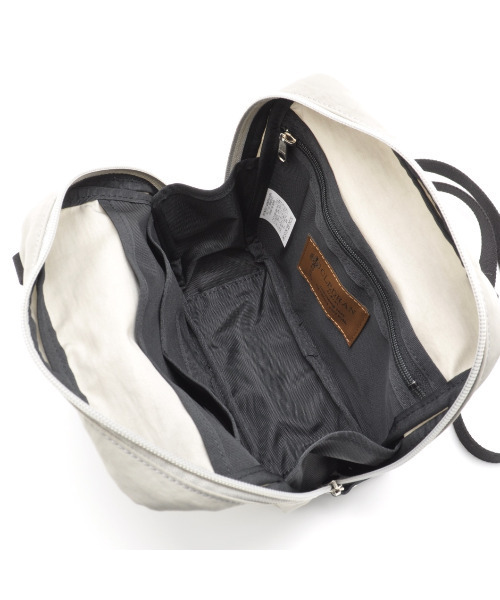 CLEDRAN(クレドラン)の「【軽量 ポケット多】CL3861 CHEVA POCKET SHOULDER ガジェット コスメ ポーチ(ショルダーバッグ・レディース・ブラック/ライトグレー/マスタード・FREE)」の12枚目の写真