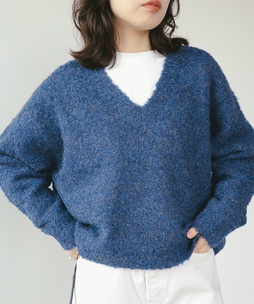 B:MING by BEAMS（ビーミングバイビームス）の「ロング Tシャツ × ブークレ ニット（ニット/セーター・レディース・オレンジ/ライトグレー/レッド/ブルー・ONE SIZE）」の3枚目の写真