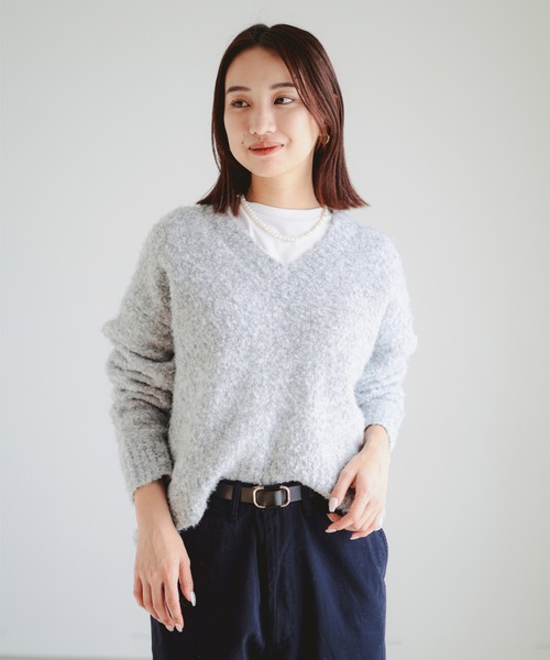 B:MING by BEAMS（ビーミングバイビームス）の「ロング Tシャツ × ブークレ ニット（ニット/セーター・レディース・オレンジ/ライトグレー/レッド/ブルー・ONE SIZE）」の2枚目の写真