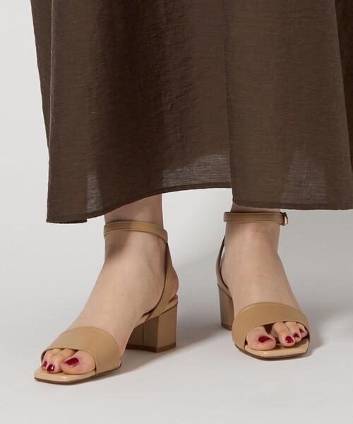 ODETTE E ODILE(オデットエオディール)の「ブロックヒール サンダル50↓↑(サンダル・レディース・ブラック/ホワイト/ベージュ・23cm/23.5cm/24cm/22cm/22.5cm/24.5cm/21.5cm/25cm)」の6枚目の写真