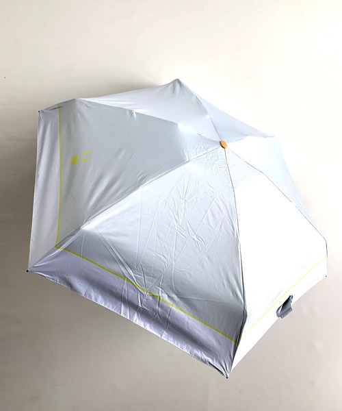 Q(キュー)の「遮光 晴雨兼用折りたたみ日傘(折りたたみ傘・レディース・ライトグレー・ONE SIZE)」の3枚目の写真