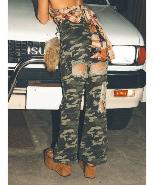 EVRIS（エヴリス）の「ダメージフレアパンツ（その他パンツ・レディース・ブラウン/その他1・SMALL/MEDIUM）」の16枚目の写真