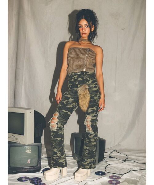 EVRIS（エヴリス）の「ダメージフレアパンツ（その他パンツ・レディース・ブラウン/その他1・SMALL/MEDIUM）」の17枚目の写真