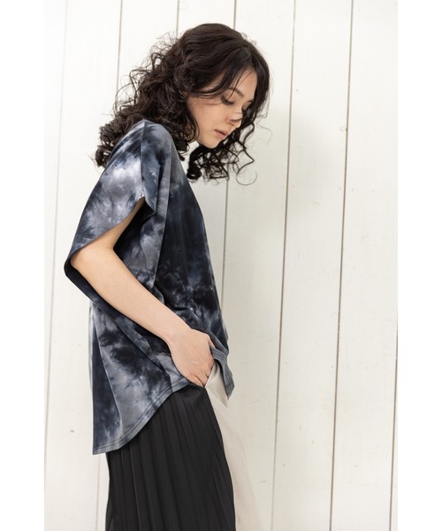 OSMOSIS(オズモーシス)の「タイダイサイドドレーププルオーバー(Tシャツ/カットソー・レディース・ブラック/パープル/ピンク・ONE SIZE)」の10枚目の写真