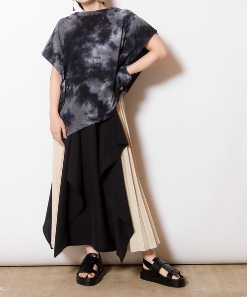 OSMOSIS(オズモーシス)の「タイダイサイドドレーププルオーバー(Tシャツ/カットソー・レディース・ブラック/パープル/ピンク・ONE SIZE)」の16枚目の写真