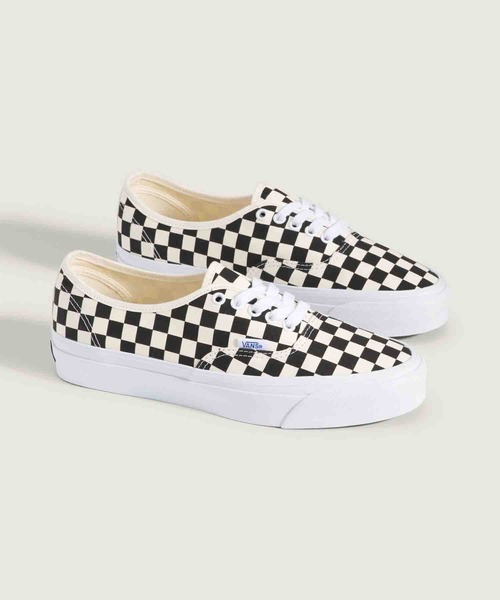 VANS(バンズ)の「VANS PREMIUM オーセンティック(スニーカー・メンズ・ブラック×ホワイト/ブラック/オフホワイト・4/4.5/5/5.5/6/6.5/7/7.5/8/8.5/9/9.5/10/11/11.5/12/10.5)」の19枚目の写真