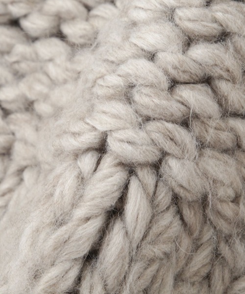 ETRE TOKYO（エトレトウキョウ）の「ブラッシュドハーフスリーブハンド