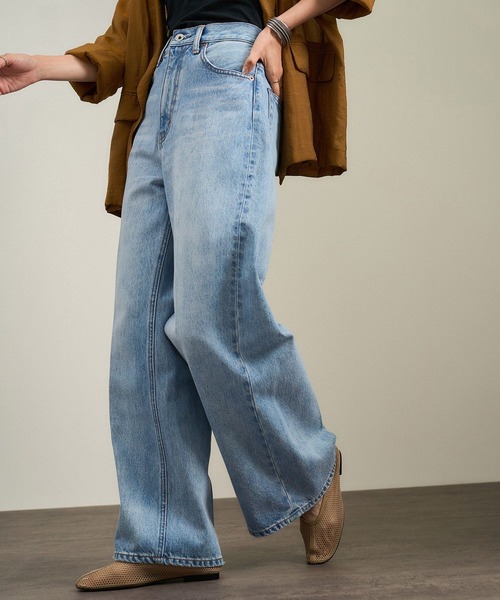 SALON adam et rope'（サロン アダム エ ロペ）の「USAコットンセンタープレスバギーデニム［セットアップ対応］（デニムパンツ・レディース・チャコールグレー/サックスブルー/ブルー系その他6・S/M）」の9枚目の写真