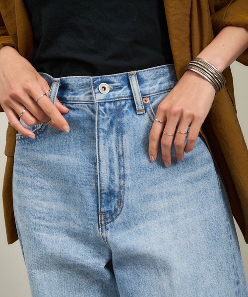 SALON adam et rope'（サロン アダム エ ロペ）の「USAコットンセンタープレスバギーデニム［セットアップ対応］（デニムパンツ・レディース・チャコールグレー/サックスブルー/ブルー系その他6・S/M）」の21枚目の写真