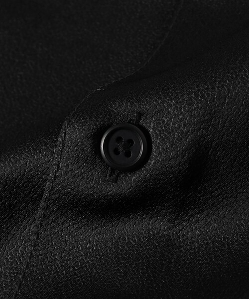 BEAMS（ビームス）の「リラックスフィット レザールック シャツ（シャツ/ブラウス・メンズ・ブラック/ダークブラウン・S/M/L/XL）」の9枚目の写真