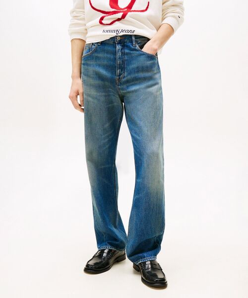 tommy jeans(トミー ジーンズ)の「オーティスレギュラーストレートジーンズ(デニムパンツ・メンズ・ブルー・30inch/28inch/32inch/34inch)」の1枚目の写真