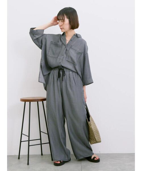 Samansa Mos2 blue（サマンサモスモスブルー）の「【接触冷感】クールデニムイージーパンツ（その他パンツ・レディース・グレー/ブルー/ネイビー・F）」の13枚目の写真