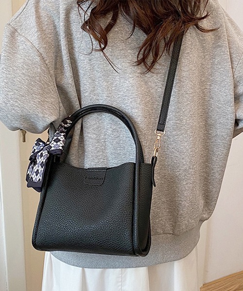 セール】スカーフ付き レザー調 2WAY スクエア ショルダーバッグ