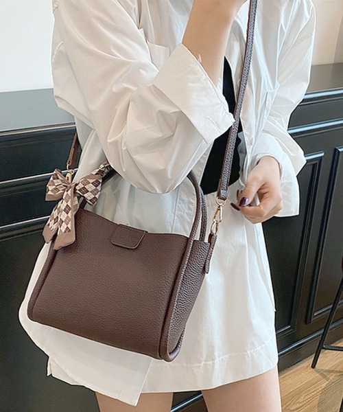 セール】スカーフ付き レザー調 2WAY スクエア ショルダーバッグ