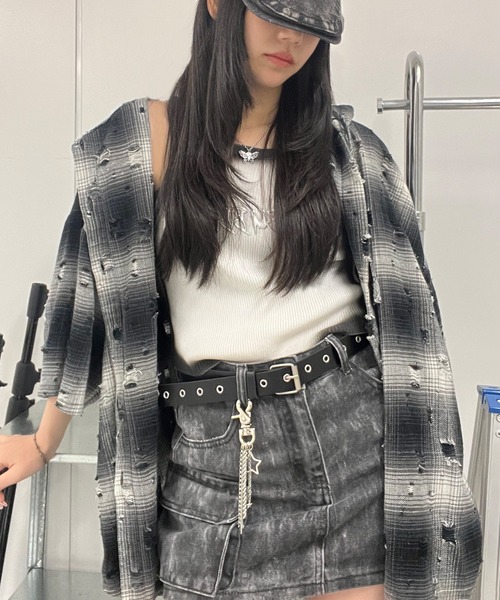 Figments（フィグメンツ）の「ダメージフード半袖チェックシャツ（シャツ/ブラウス・レディース・ブラック/ブラウン・FREE）」の7枚目の写真