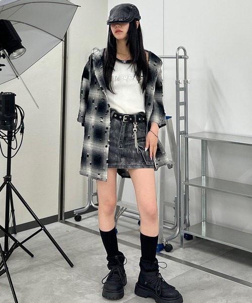 Figments（フィグメンツ）の「ダメージフード半袖チェックシャツ（シャツ/ブラウス・レディース・ブラック/ブラウン・FREE）」の8枚目の写真