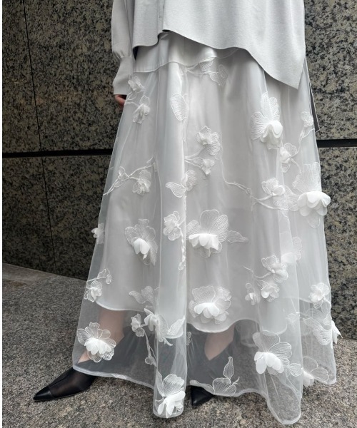 ADORE(アドーア)の「3Dレーススカート(スカート・レディース・ブラック/ホワイト・38)」の3枚目の写真