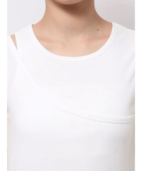 TONAL（トーナル）の「カップ付アシメリブタンク（タンクトップ・レディース・オフホワイト/ブラック/ピンク・MEDIUM）」の11枚目の写真