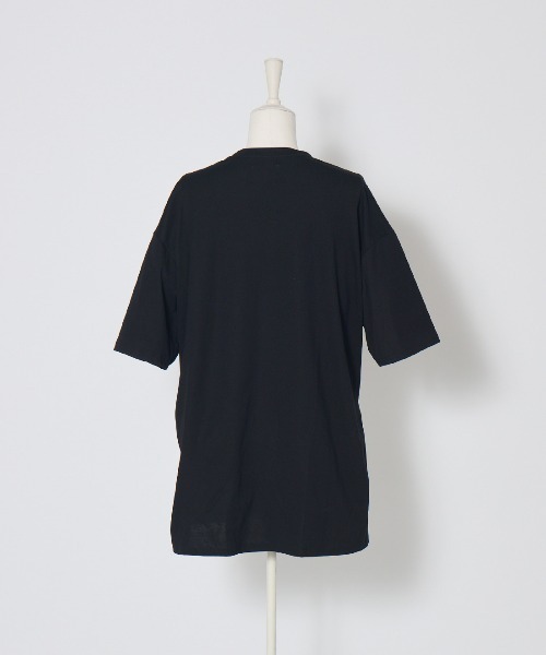 AVENCHUMU(アバンチュウム)の「Skull illustration print studded cross t-shirt(Tシャツ/カットソー・レディース・グレー/ブラック/ピンク・FREE)」の12枚目の写真