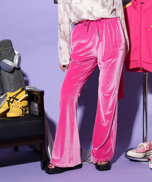 NERDY(ノルディ)の「ベルベットトラックパンツ(スウェットパンツ・レディース・グリーン/ピンク・S/M/SS)」の9枚目の写真