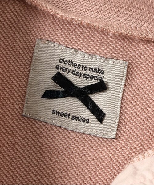 Seraph（セラフ）の「【ジュニア対応】トップスとしても使える袖フリルブルゾン（カーディガン/ボレロ・キッズ・ピンク/アイボリー/ライトインディゴブルー・80/90/100/110/120/130/140）」の9枚目の写真