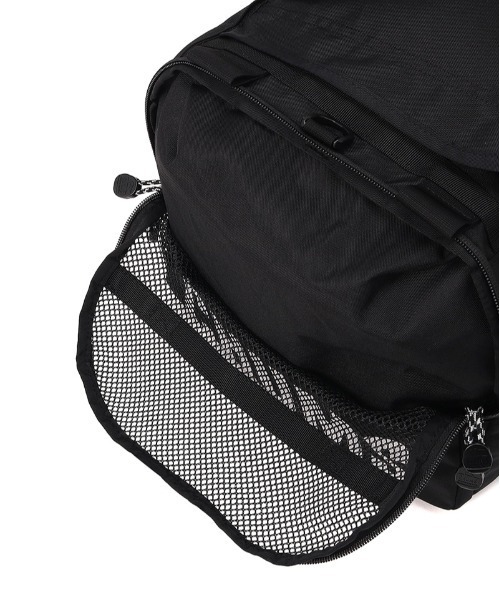 CHUMS（チャムス）の「【CHUMS/チャムス】 Recycle CHUMS 2way Boston Bag 35（ボストンバッグ・メンズ・ブラック/ブラック×ブラック・FREE）」の9枚目の写真