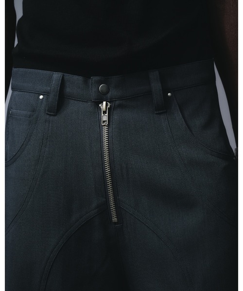 ANDER HUNK（アンダーハンク）の「Seem Design Polyester Baggy Slacks / シームデザインポリエステルバギースラックス（スラックス・メンズ・ブラック/チャコールグレー・SMALL/LARGE/MEDIUM）」の11枚目の写真