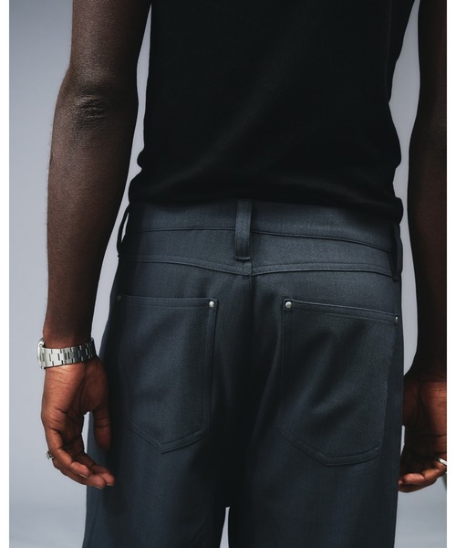 ANDER HUNK（アンダーハンク）の「Seem Design Polyester Baggy Slacks / シームデザインポリエステルバギースラックス（スラックス・メンズ・ブラック/チャコールグレー・SMALL/LARGE/MEDIUM）」の13枚目の写真