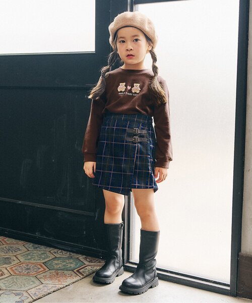 Seraph（セラフ）の「【ジュニア対応】ミニモチーフ付Tシャツ（Tシャツ/カットソー・キッズ・サックスブルー/ブラック/ピンク/ブラウン・100/110/120/130/140/80/90）」の7枚目の写真