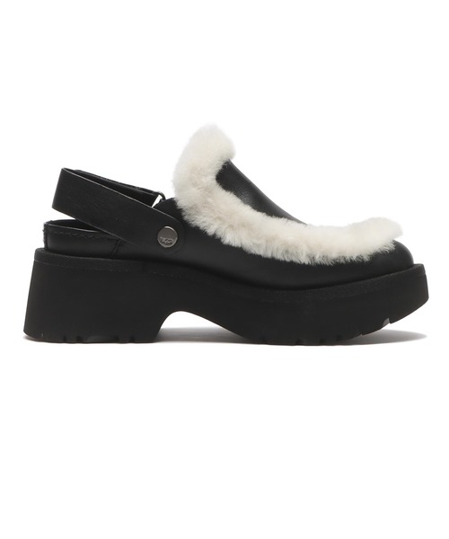 UGG(アグ)の「W ESMEE LEATHER CLOG 1171507-BLK(サンダル・レディース・ブラック・6/7/8/5)」の2枚目の写真