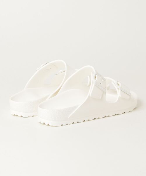BIRKENSTOCK(ビルケンシュトック)の「【公式】ビルケンシュトック Arizona/アリゾナ EVA(サンダル・レディース・ホワイト・25cm【ナロー幅】/24cm【ナロー幅】/23cm【ナロー幅】/22.5cm【ナロー幅】/24.5cm【ナロー幅】/26cm【ナロー幅】/28.5cm【レギュラー幅】/28cm【レギュラー幅】/27cm【レギュラー幅】/26.5cm【レギュラー幅】/29cm【レギュラー幅】)」の8枚目の写真