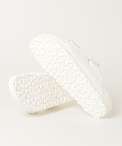 BIRKENSTOCK(ビルケンシュトック)の「【公式】ビルケンシュトック Arizona/アリゾナ EVA(サンダル・レディース・ホワイト・25cm【ナロー幅】/24cm【ナロー幅】/23cm【ナロー幅】/22.5cm【ナロー幅】/24.5cm【ナロー幅】/26cm【ナロー幅】/28.5cm【レギュラー幅】/28cm【レギュラー幅】/27cm【レギュラー幅】/26.5cm【レギュラー幅】/29cm【レギュラー幅】)」の9枚目の写真