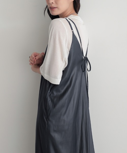 for/c（フォーシー）の「レザーライクキャミワンピース【サスティナブル】（ワンピース・レディース・ブラック/ネイビー/ブラウン・L/M）」の18枚目の写真
