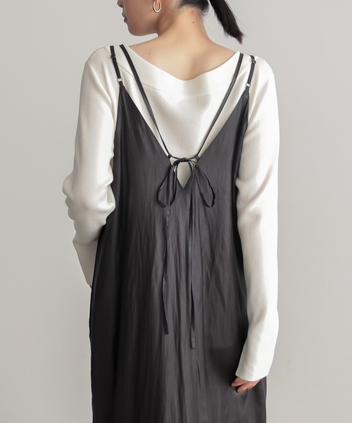 for/c（フォーシー）の「レザーライクキャミワンピース【サスティナブル】（ワンピース・レディース・ブラック/ネイビー/ブラウン・L/M）」の6枚目の写真