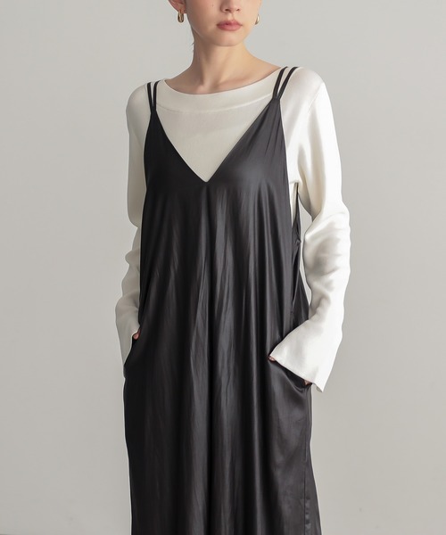 for/c（フォーシー）の「レザーライクキャミワンピース【サスティナブル】（ワンピース・レディース・ブラック/ネイビー/ブラウン・L/M）」の4枚目の写真